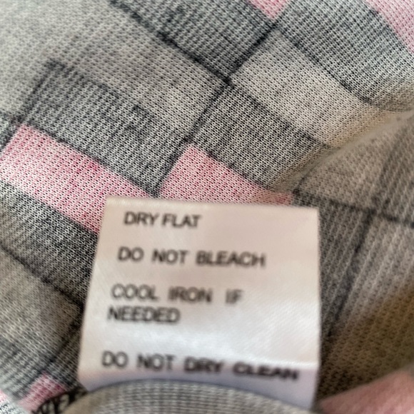 Tracy Negoshian bodycon dress. Pink, black gray geometric print. Small. - Picture 3 of 6